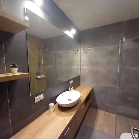 Ferma * Макарска